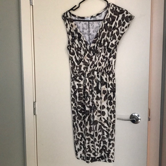 Dress - Picture 2 of 4